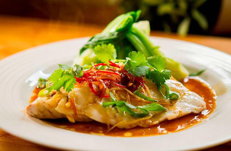 https://www.foodthinkers.com.au/images/easyblog_shared/Recipes/Asian-Style-steamed-fish.jpg