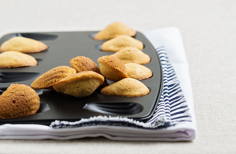 https://www.foodthinkers.com.au/images/easyblog_shared/Recipes/Madeleines-with-Nutella.jpg