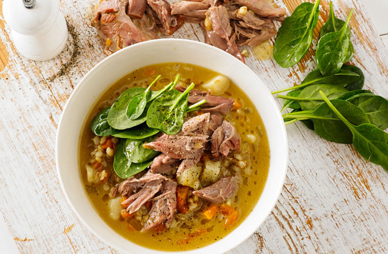 https://www.foodthinkers.com.au/images/easyblog_shared/Recipes/Veal-shank-barley-soup-768-x-503.jpg