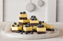 https://www.foodthinkers.com.au/images/easyblog_shared/Recipes/b2ap3_thumbnail_chocolate-brownie-cheesecake.jpg