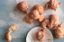 https://www.foodthinkers.com.au/images/easyblog_shared/Recipes/b2ap3_thumbnail_cinnamon-doughnuts-sufganiyot.jpg