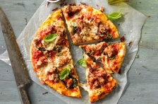 https://www.foodthinkers.com.au/images/easyblog_shared/Recipes/b2ap3_thumbnail_italian-pork-and-fennel-sausage-pizza.jpg