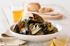 https://www.foodthinkers.com.au/images/easyblog_shared/Recipes/b2ap3_thumbnail_microwave-mussels-marineres.jpg