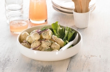 https://www.foodthinkers.com.au/images/easyblog_shared/Recipes/b2ap3_thumbnail_microwave-new-potato-salad-with-fresh-dill-and-sour-cream.jpg