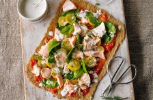 https://www.foodthinkers.com.au/images/easyblog_shared/Recipes/b2ap3_thumbnail_poached-salmon-and-lemon-caper-pizza.jpg