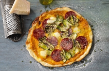 https://www.foodthinkers.com.au/images/easyblog_shared/Recipes/b2ap3_thumbnail_salami-zucchini-and-fior-di-latte-mozzarella-pizza.jpg