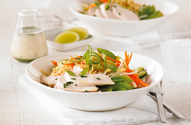 https://www.foodthinkers.com.au/images/easyblog_shared/Recipes/microwave-poached-coconus-chicken-with-asian-slaw.jpg