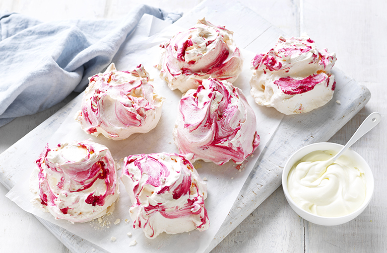 https://www.foodthinkers.com.au/images/easyblog_shared/Recipes/pink-meringues_3769.jpg